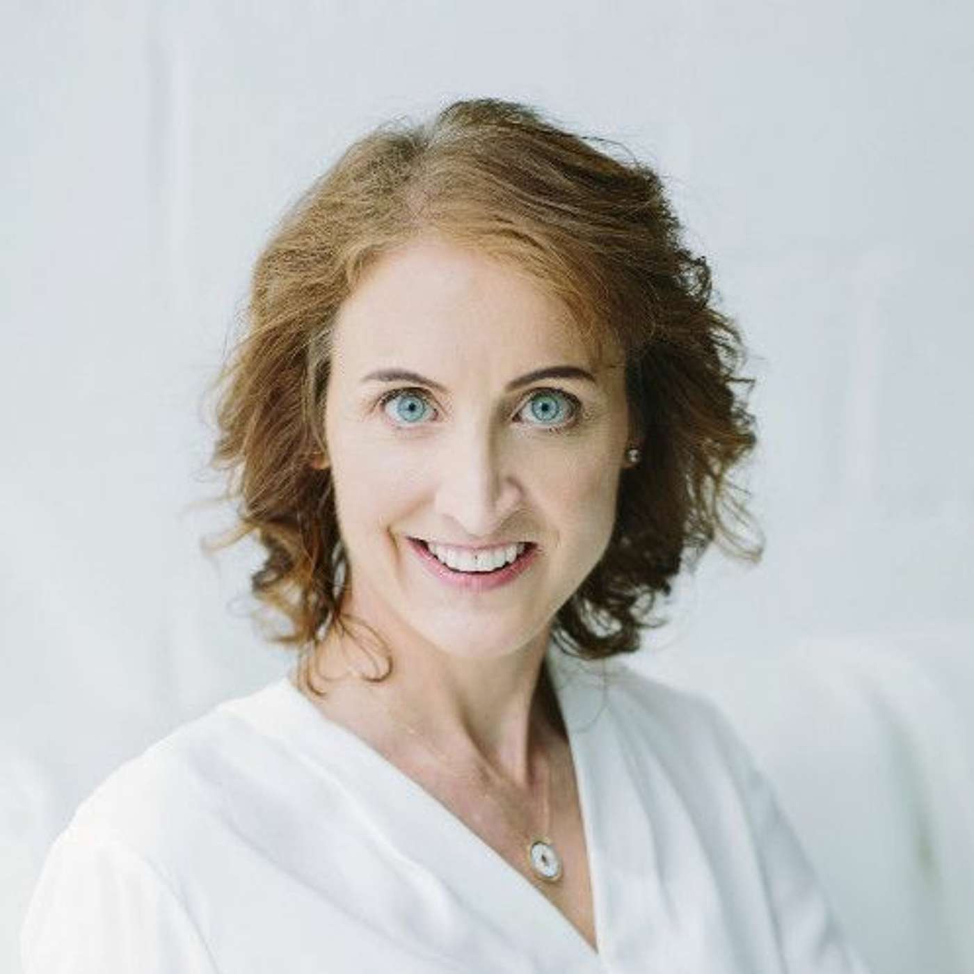 Ep 392 w/ Silke Glaab an executive coach at Slike Celia - helps you remove burnout, anxiety & stress