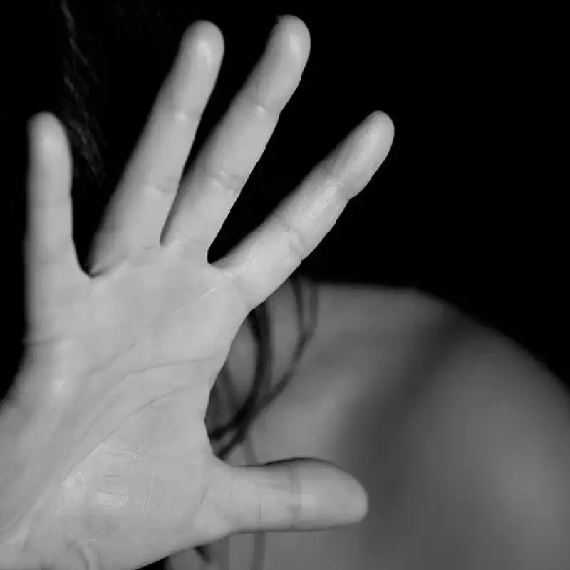 Journées d’action contre les violences faites aux femmes: inviter les hommes à parler haut et fort