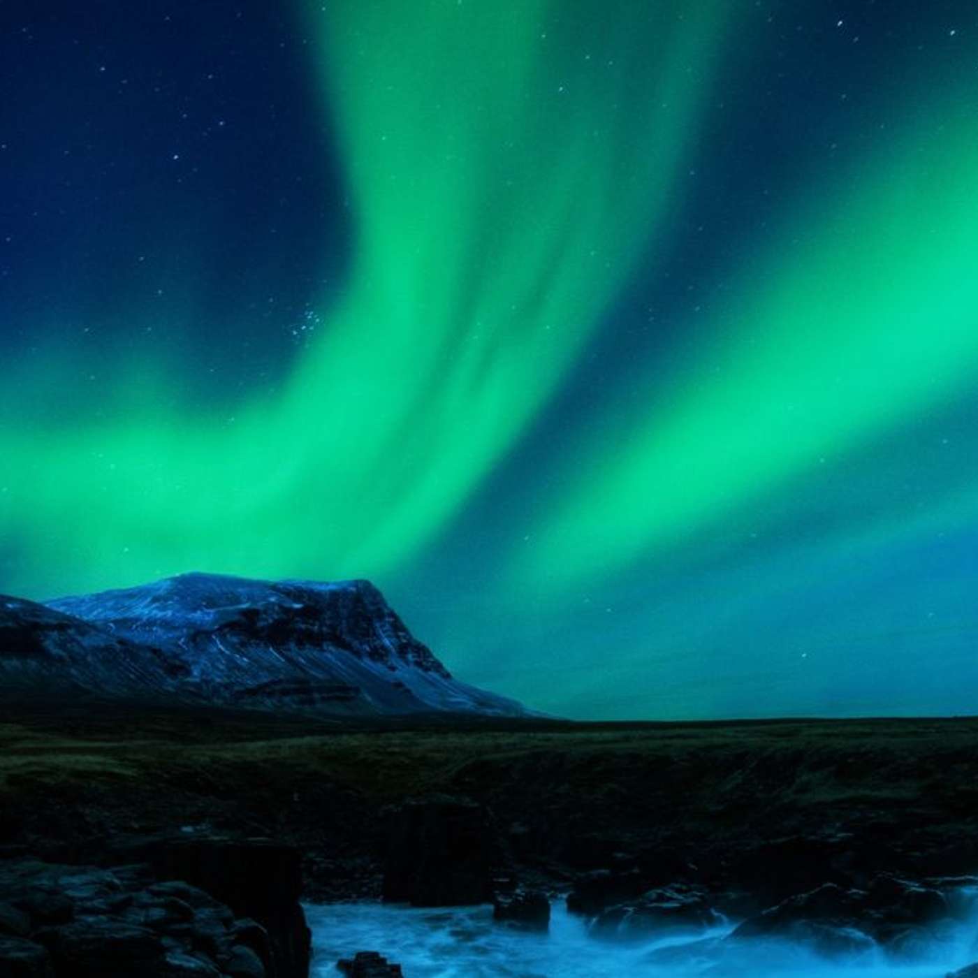 Celestial Spectacles: Solar Storms and Global Auroras