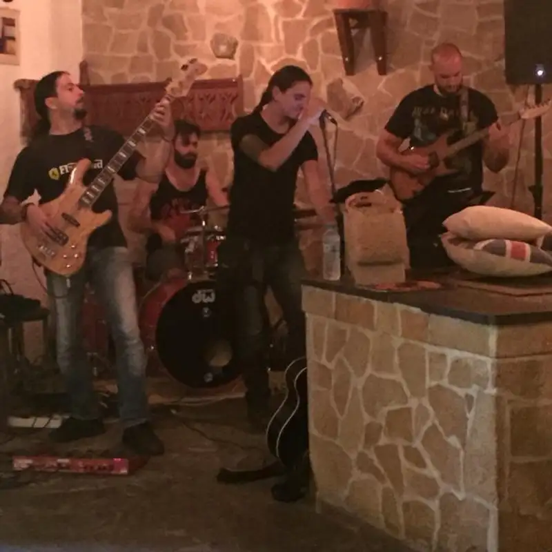 The Jukebox Band - LIVE at the Kalari Bar