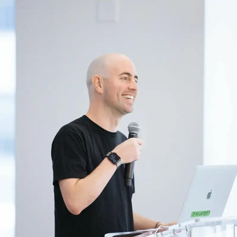 Ep. 433 w/ Eoghan McCabe Founding CEO & now Chairman and Co-Founder at Intercom