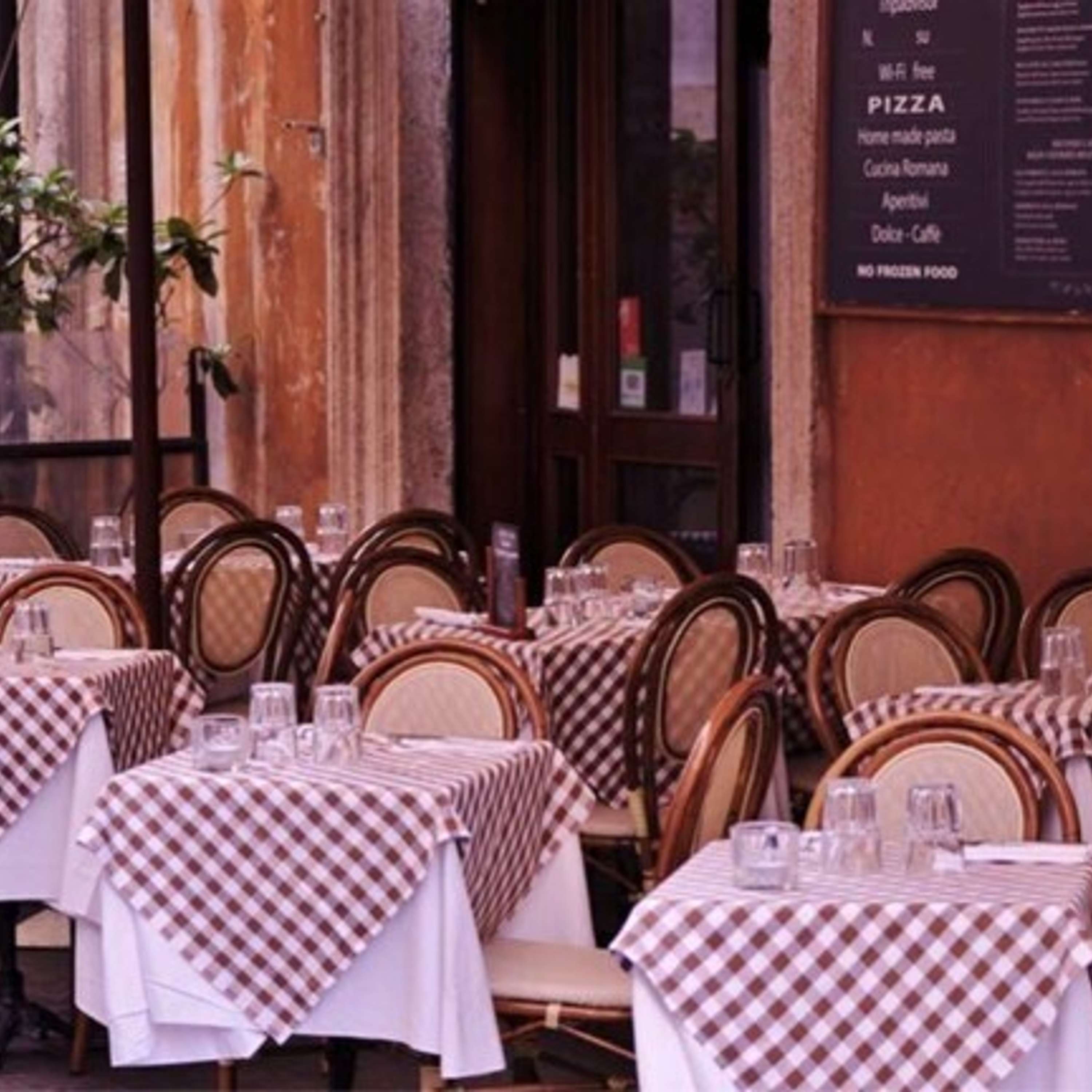 Capitolo 14: al ristorante, al bar