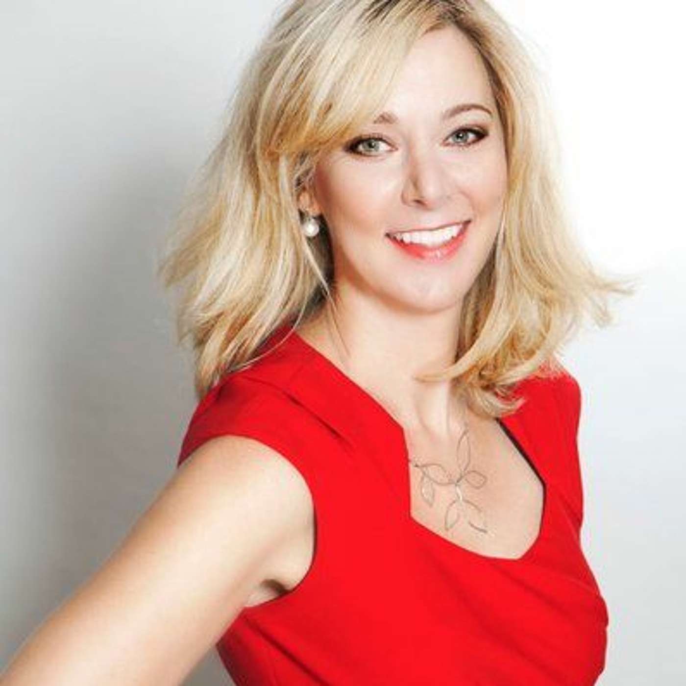 Episode 325 with Beate Chelette The Growth Architect