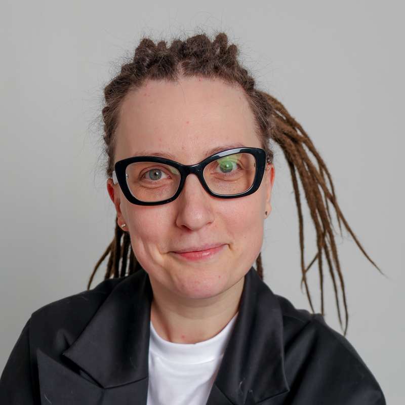 Кира Кузьменко