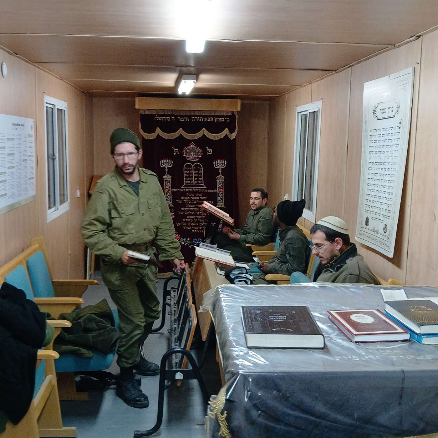 Kli yakar (rishon of toldot) אברהם הוליד יצחק episode artwork
