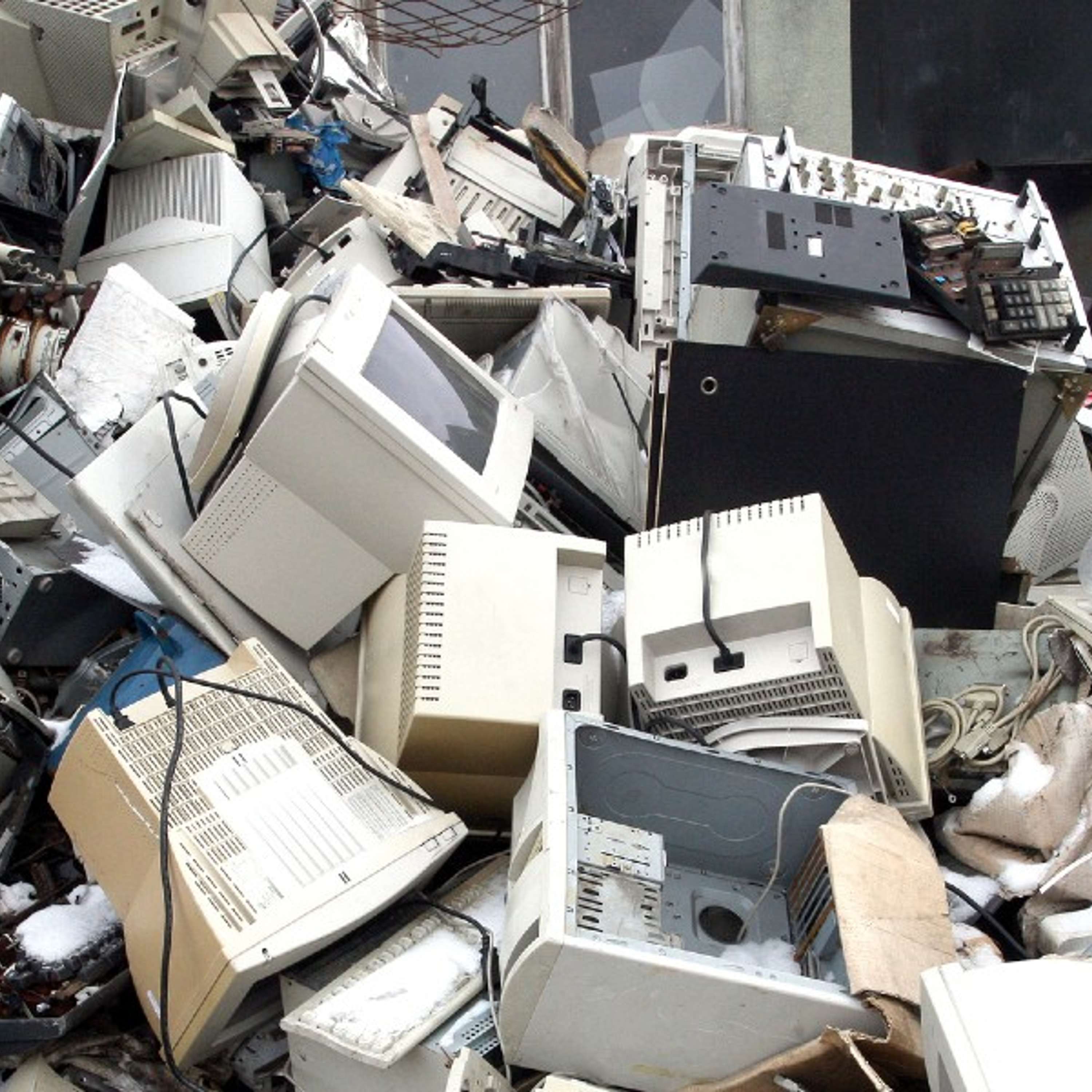 What Is E-Waste Hacking?