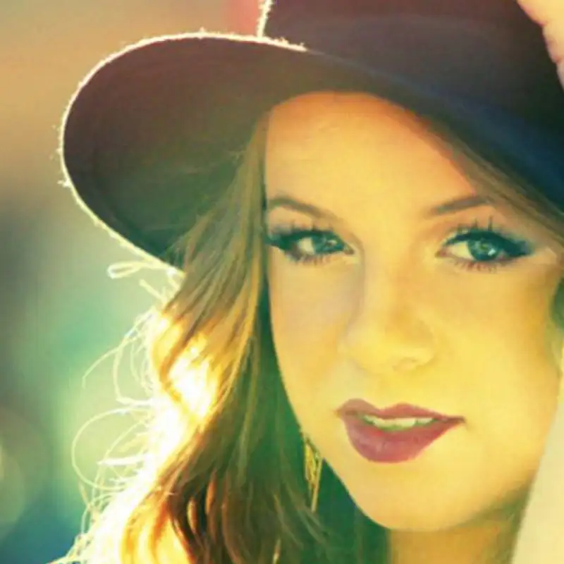Entrevue avec la chanteuse Gabrielle Goulet
