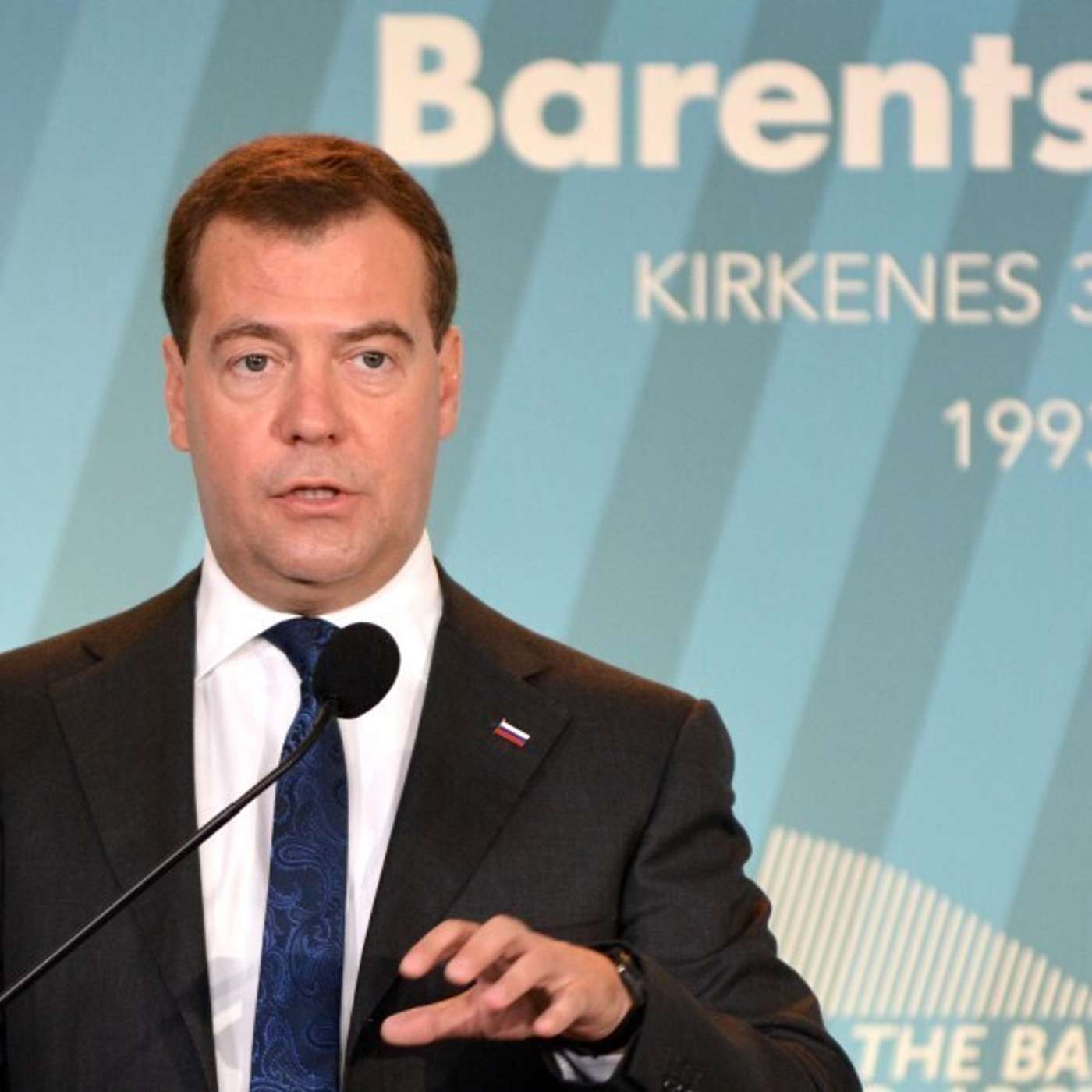 Медведев пообещал вернуть смертную казнь