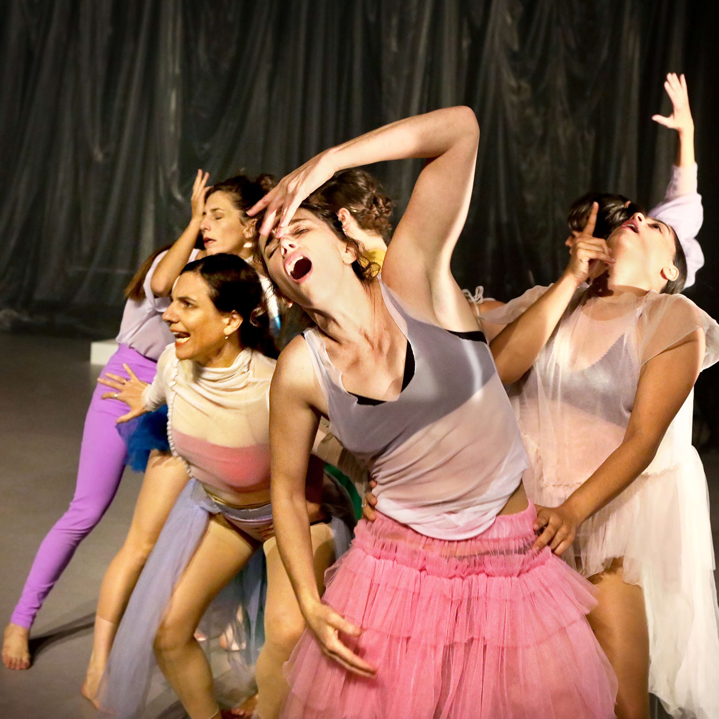 Creatures of Dance - חיות מחול