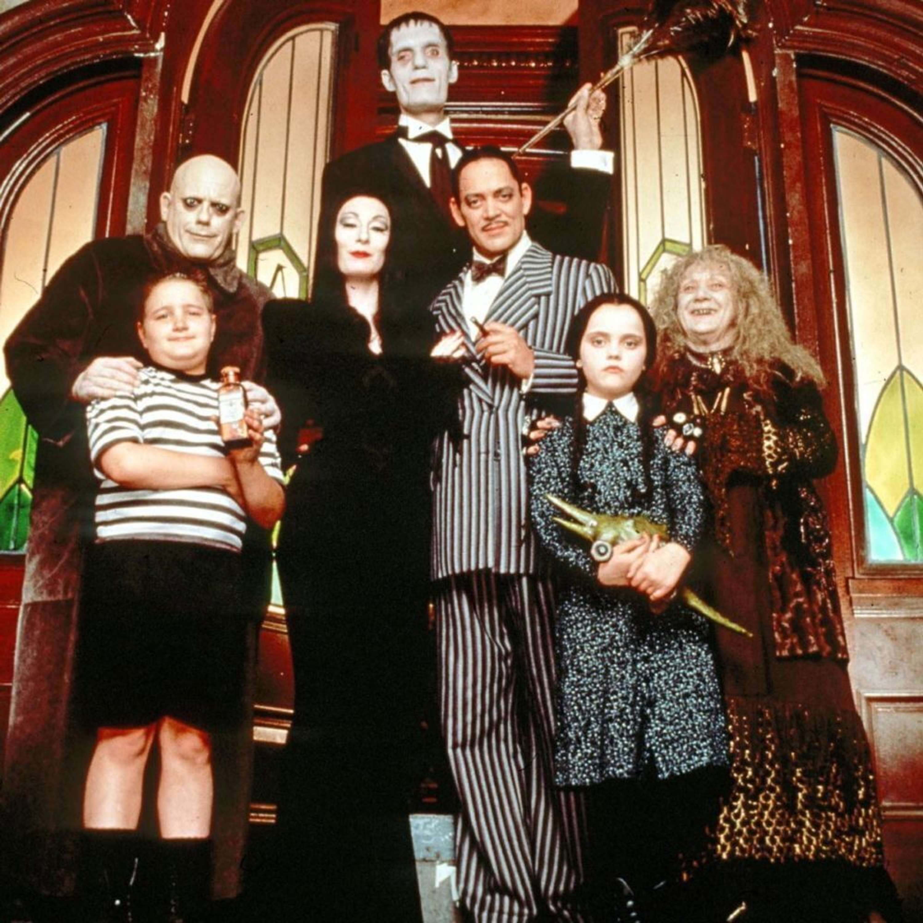 DOUBLE FEATURE: PEOPLE ARE STRANGE (The Addams Family & Addams Family Values) feat. Karlo Yeager Rodríguez *TEASER*