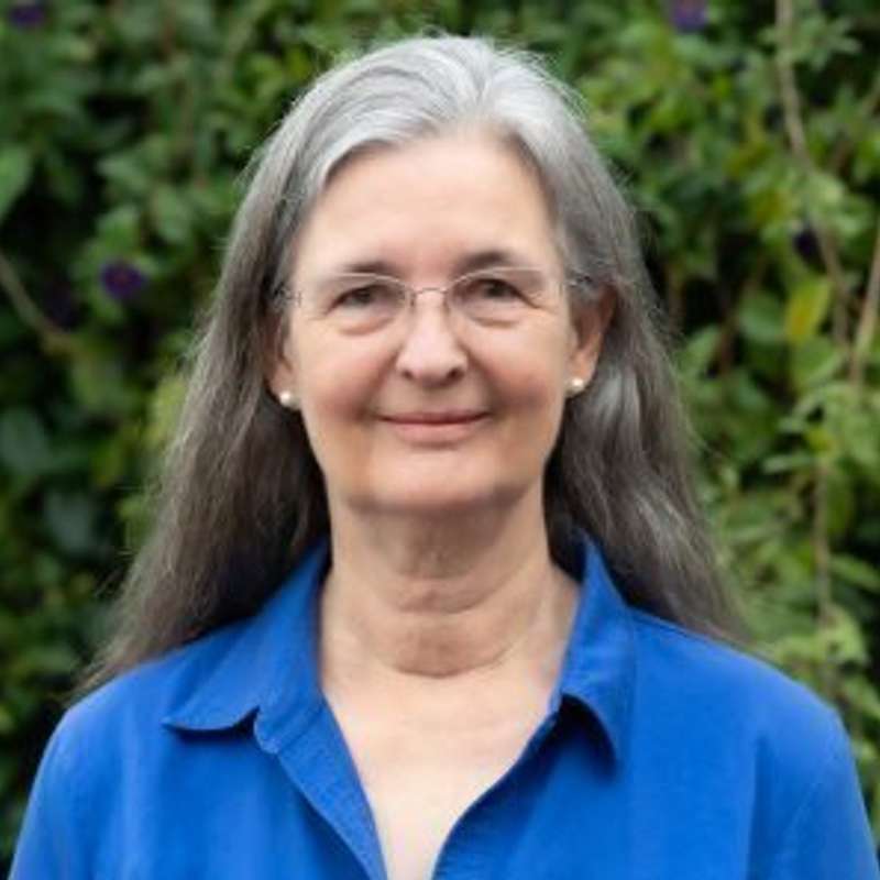 Rosanna Davis, LM