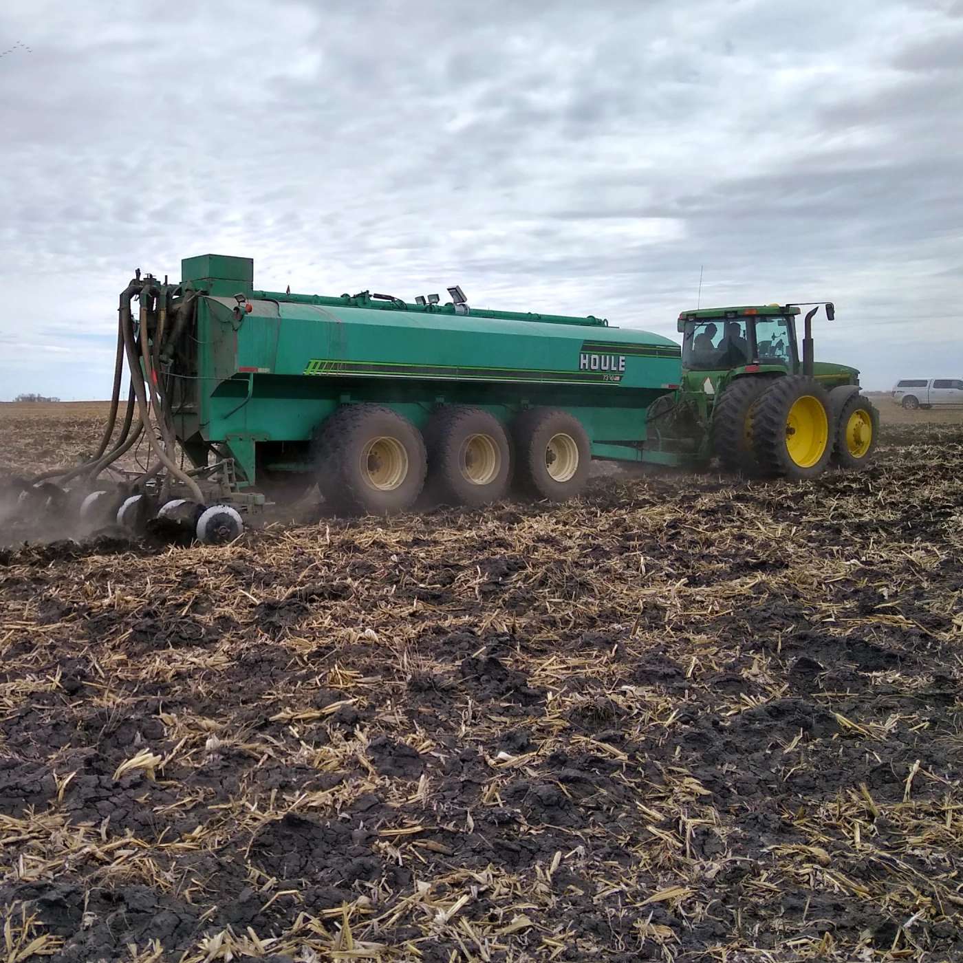 Fall manure application: Plans, resources & strategies for Minnesota farmers
