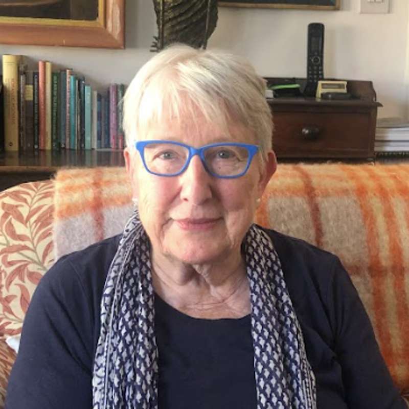 Helen Craig