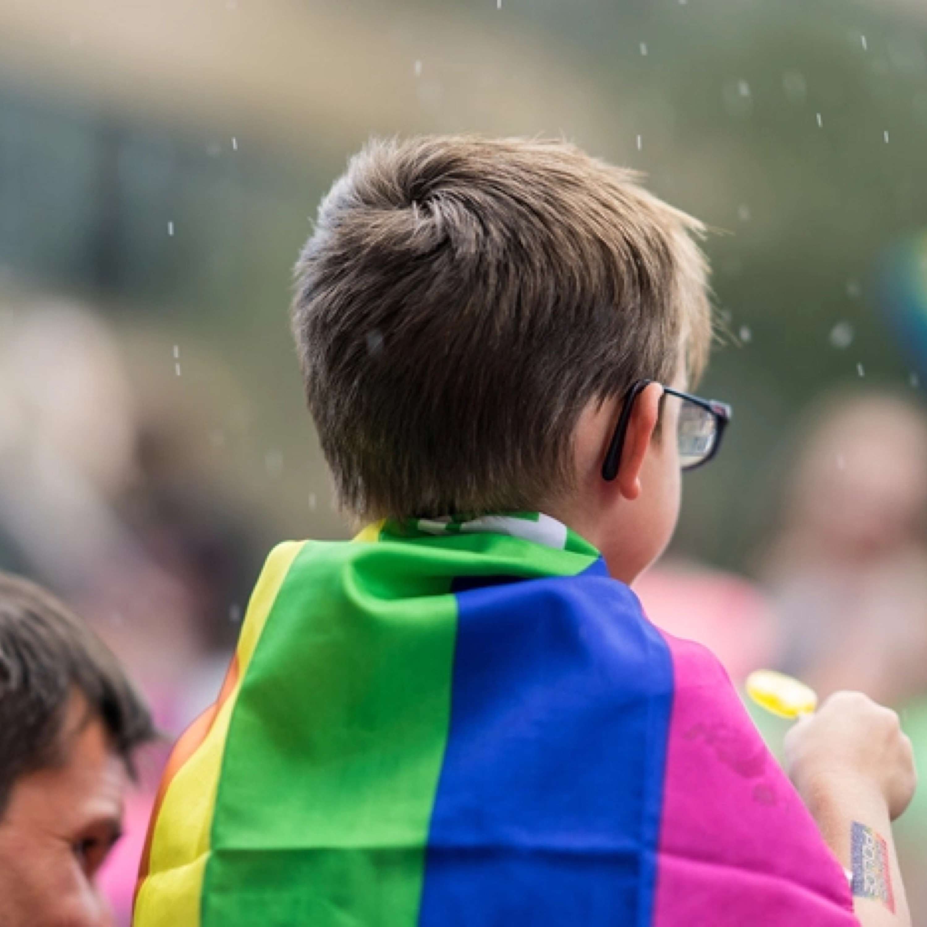 Doctors Oppose Gender Medicalization for Kids, 9 NFL Teams Not Celebrating Pride, Foster Parents Denied Over LGBT Opposition