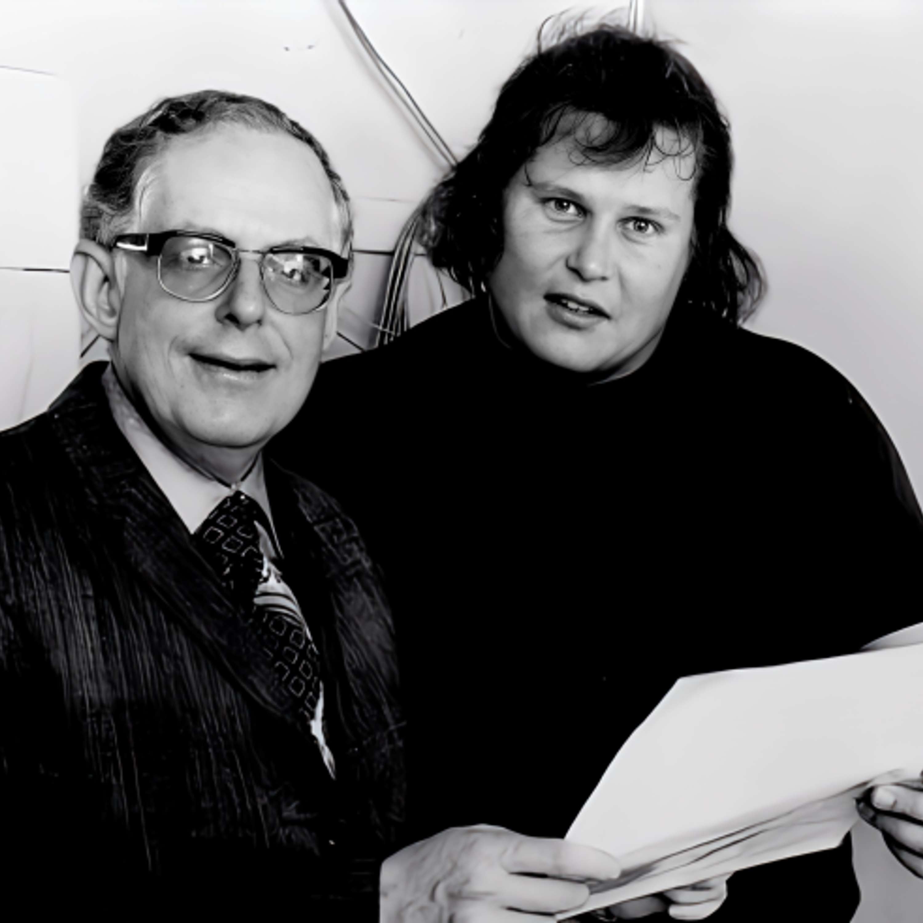 The Wrestling Stoop w/Bob Roop