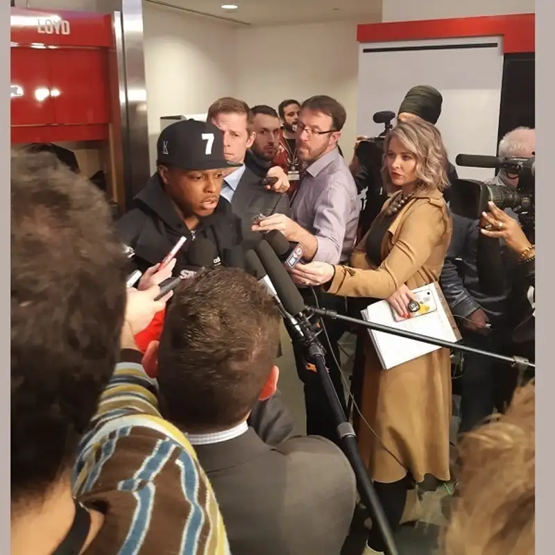 RENCONTRE AU SOMMET ENTRE LES RAPTORS ET LES BUCKS DE MILWAUKEE.