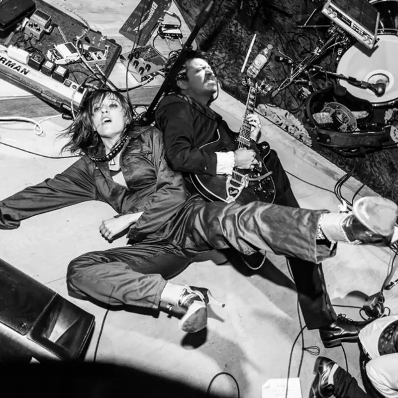 Découvrez Blood and Glass, un génial duo montréalais