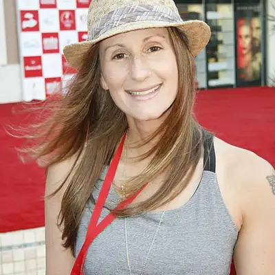 Leah Warshawski