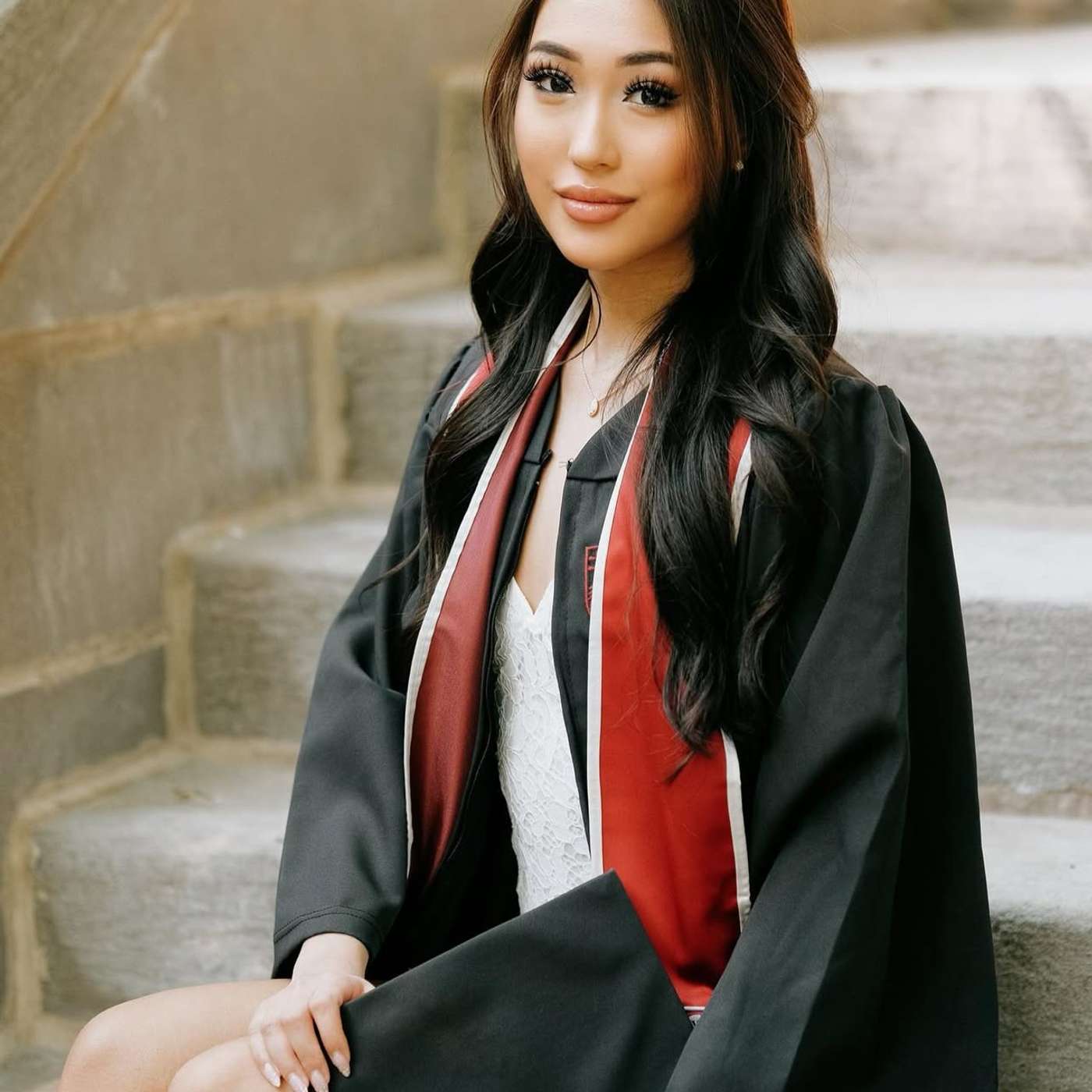Rising Star in Financial Leadership: Julia (Na Kyung) Kim's Journey in Finance