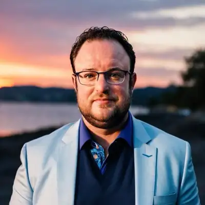 Paul Thomas