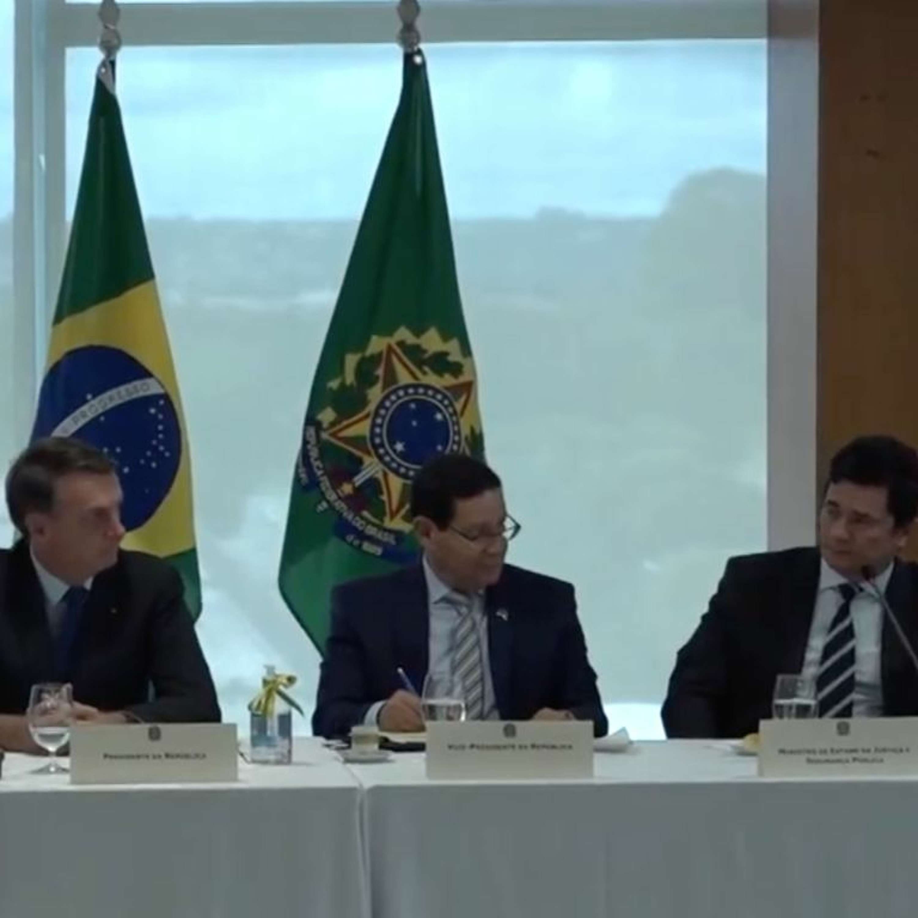 Sem Precedentes