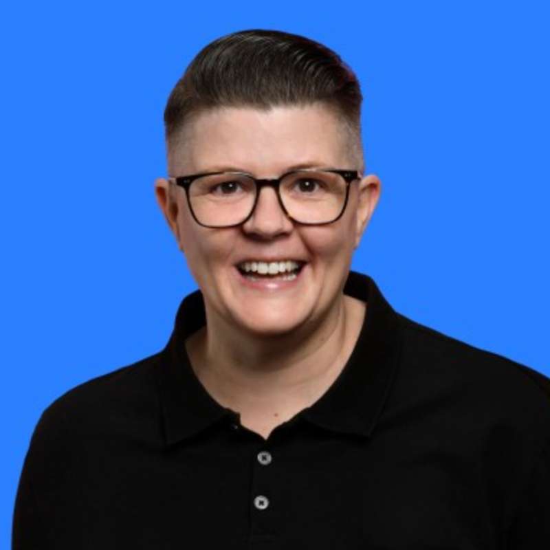 Michelle J Raymond