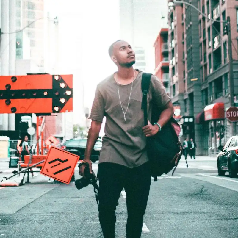 REPORTAGE - Comment les artistes occupent leur été à Toronto ?
