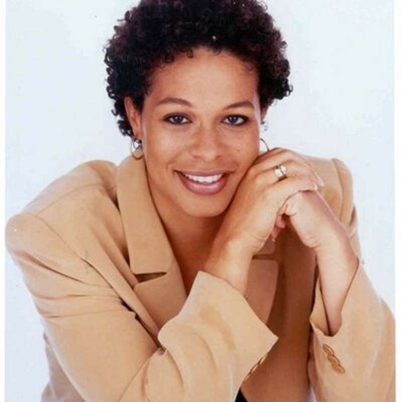 Sara Lomax