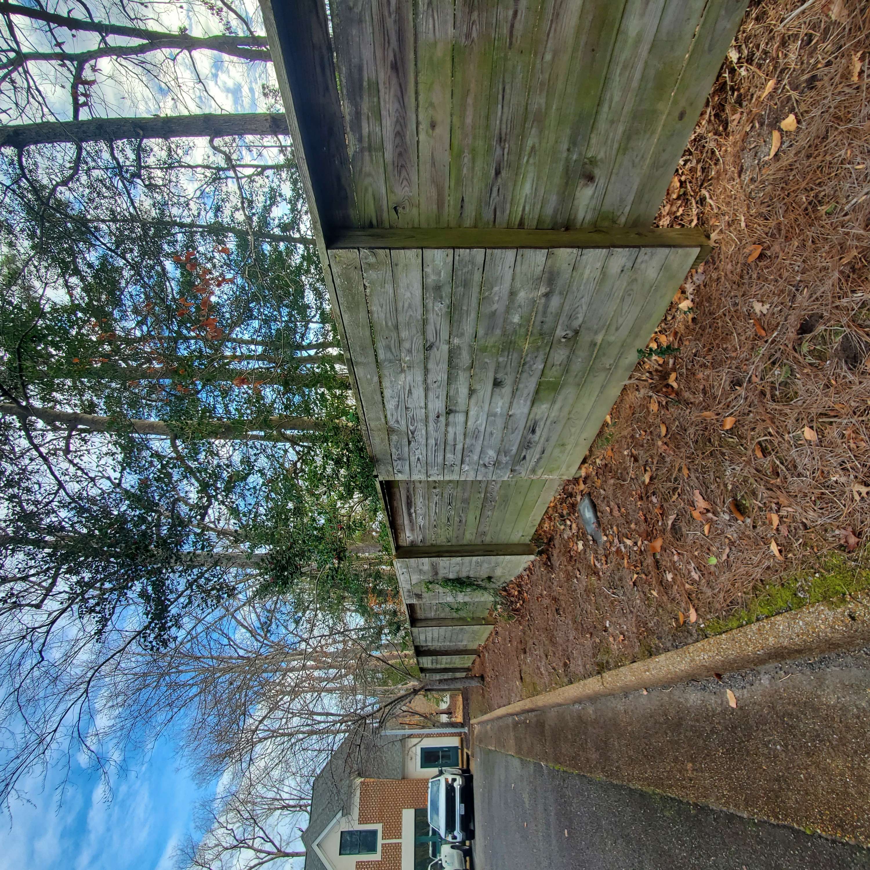 Wood versus Vinyl Fencing