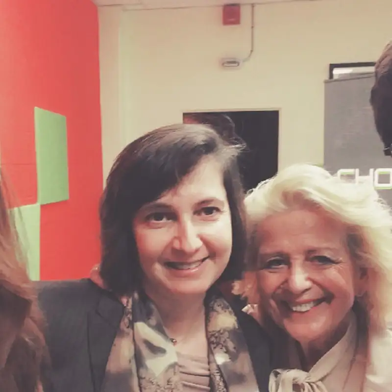 Des paillettes en studio! Rencontre avec Juliane Sellam, à l'affiche dans la Maison du Bonheur, le nouveau film de Sofia Bohdanowicz sélectionné à Hot docs
