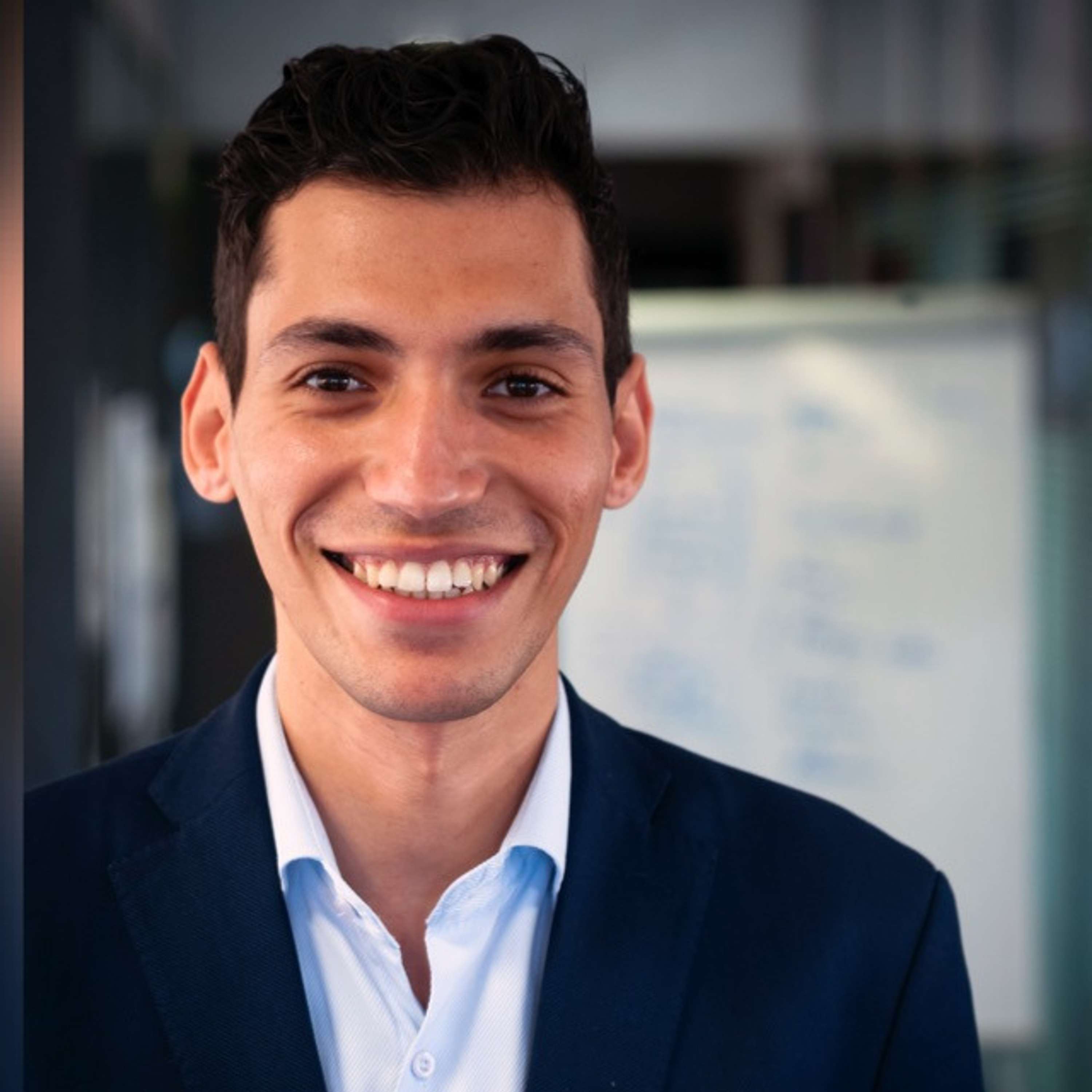 MENA Series with Dorra Mahbouli: Investing in Africa through a crowdfunding platform with the help of the African diaspora in France with Firas Rhaiem, co-founder & CEO of Relatic