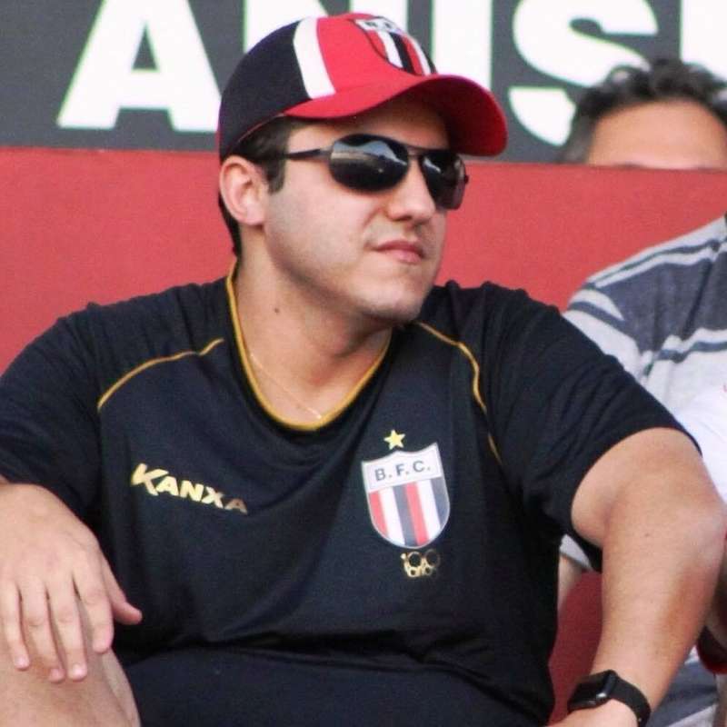 Lukaz Vini