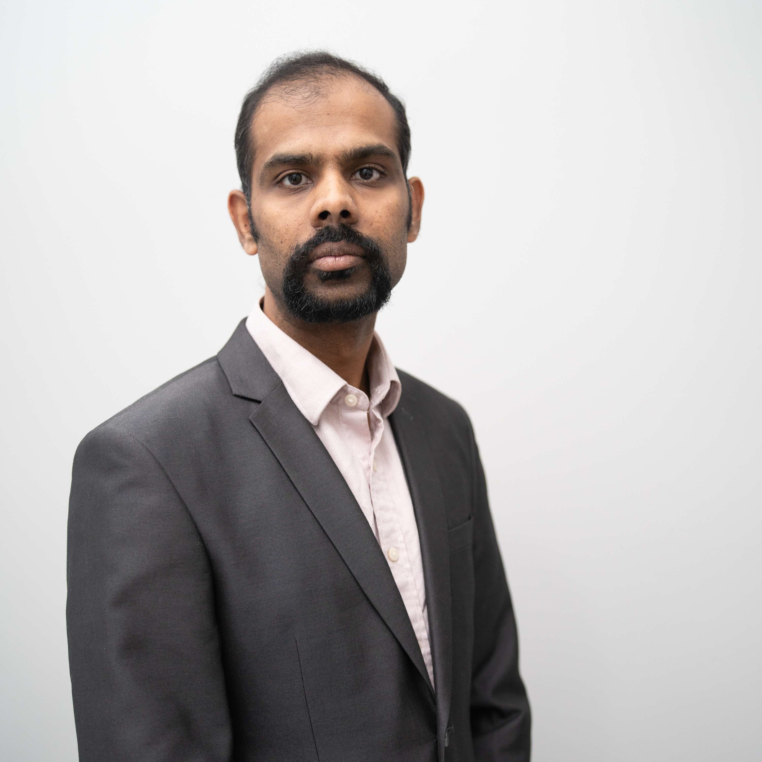 Setting New Standards in Enterprise E-commerce Solutions by Dilip Prakash Valanarasu