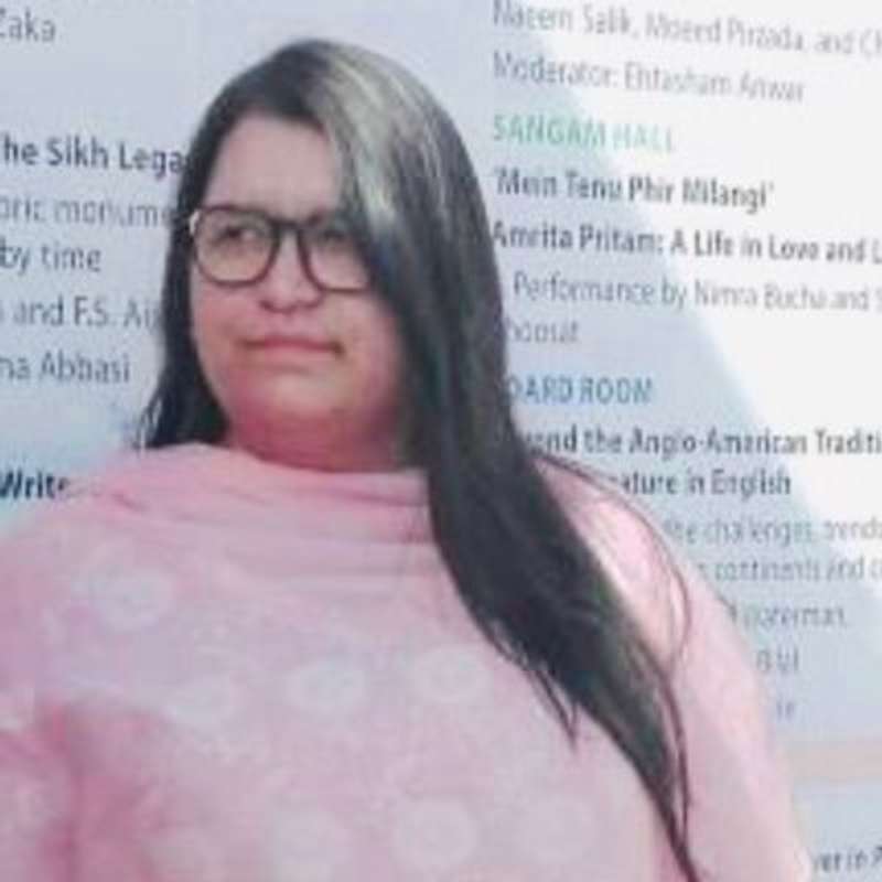 Saadia Abbasi