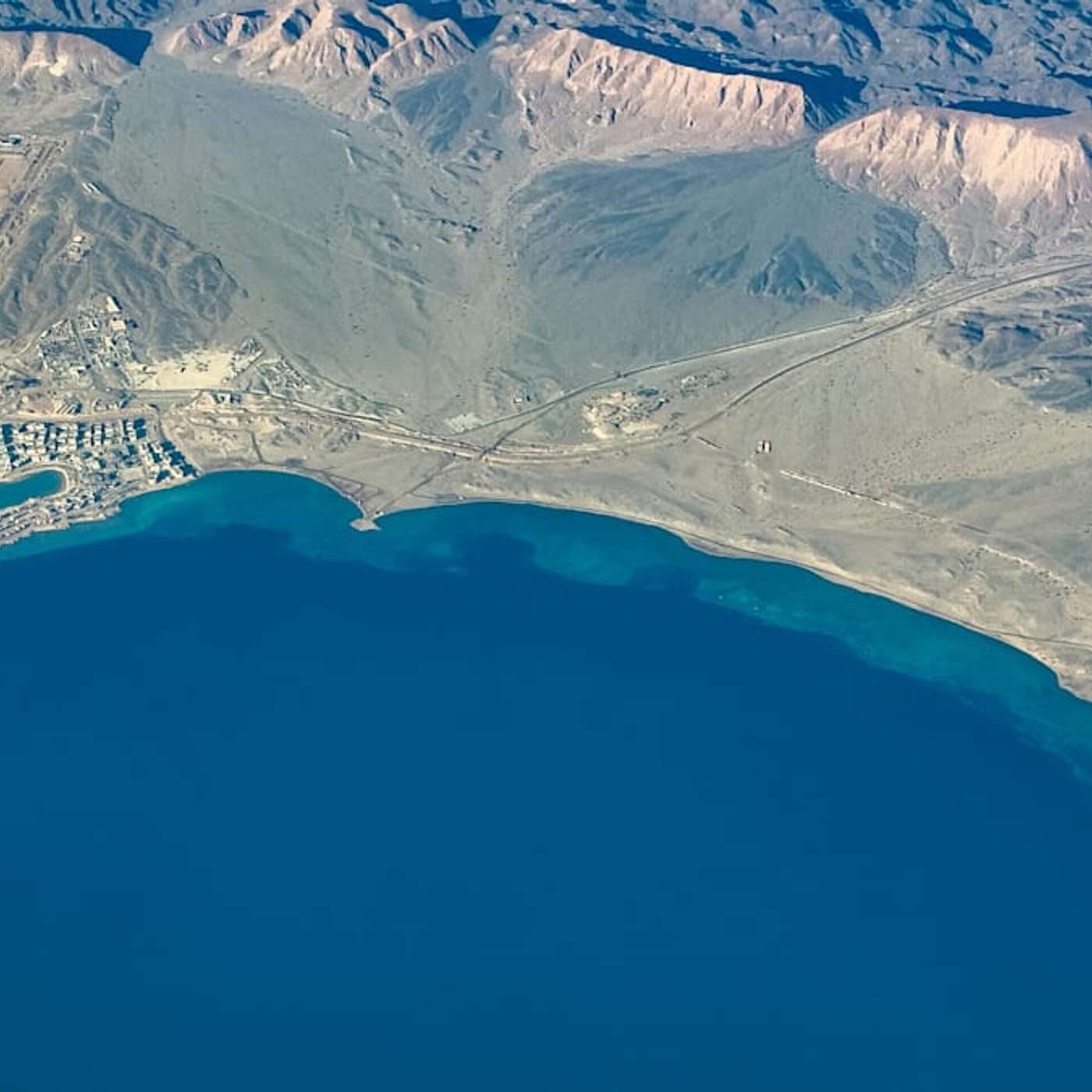 Sea Cable Cuts Disrupt Azure, ASML Funds Mistral AI, Uber and Momenta Launch Munich Robotaxis, Mercedes Launches Electric GLC, and more...