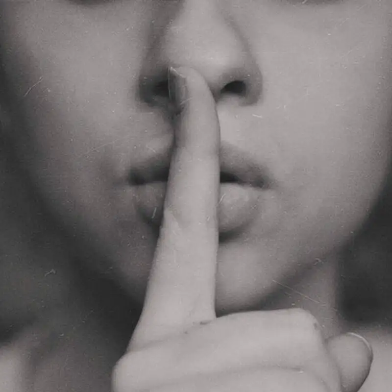 Silêncio, por favor! Silent S e Silent B em inglês!