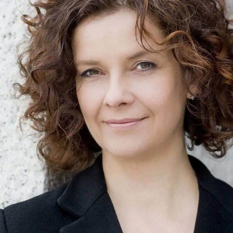 L'Aria che Tira…pillole di lirica - Voi che sapete che cosa è amor - (Le nozze di Figaro) - Angelika Kirchschlager