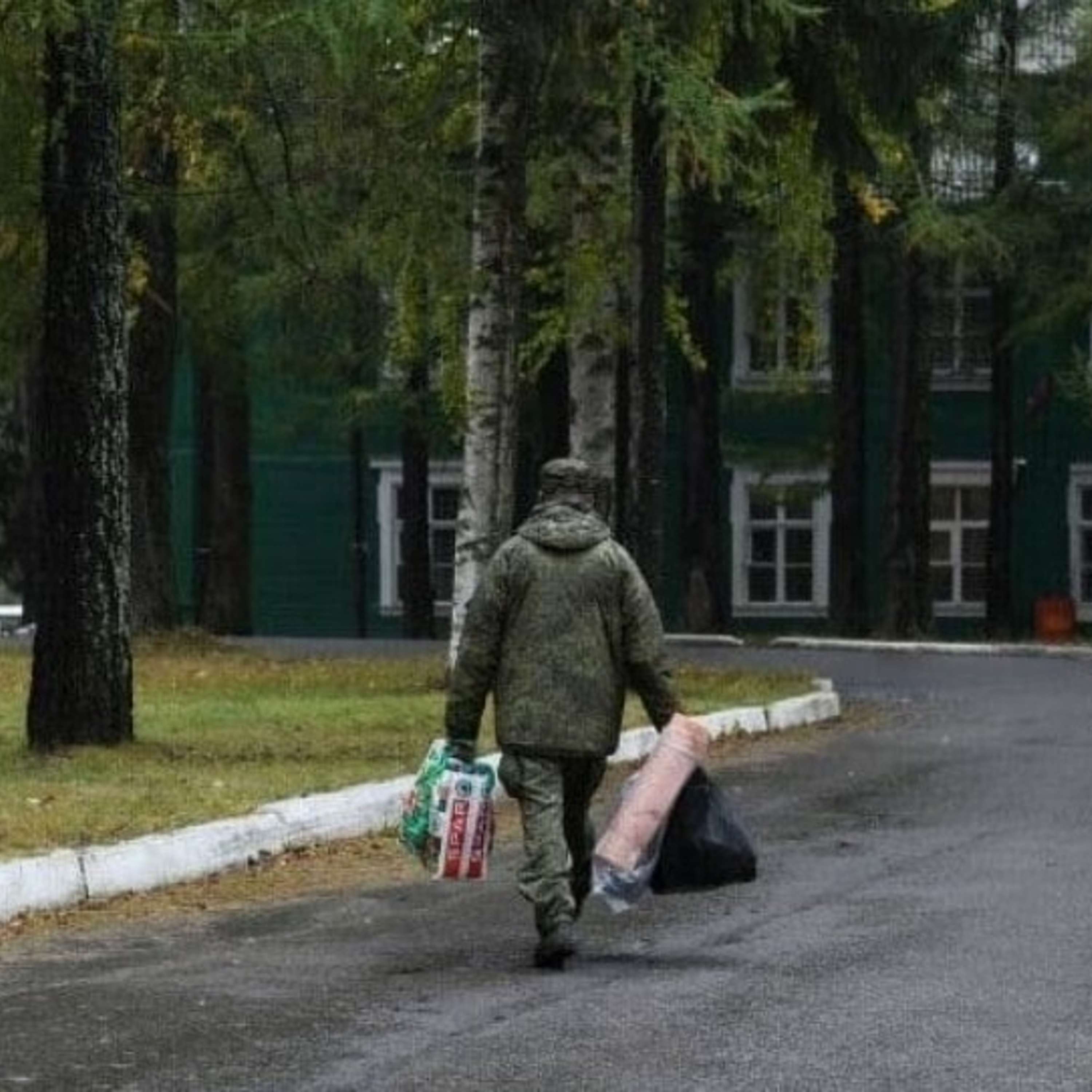 Военкомат Карелии обманом заманивает людей на войну: претендентам не говорят, что контракты с Минобороны — бессрочные