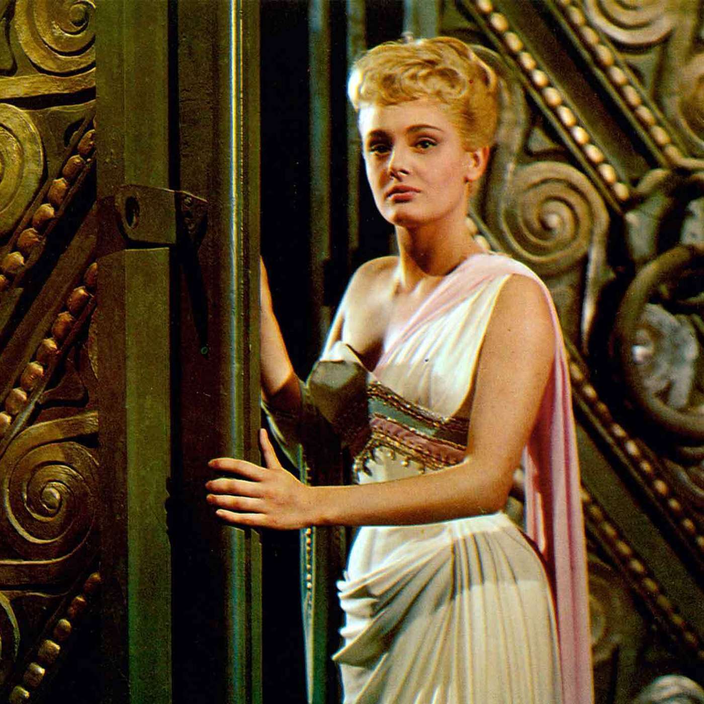 34 Circe Salon -- The Parallax