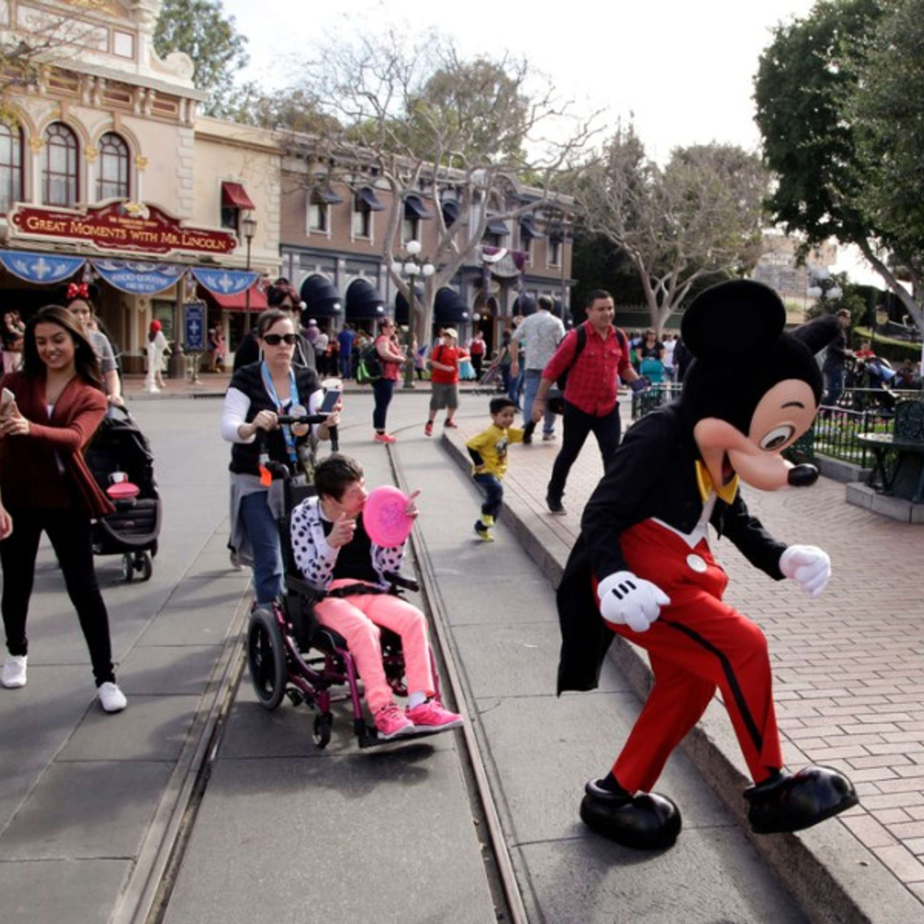 Disneyland Performers Unionize, NRA Endorses Trump, Giuliani Indicted in Election Fraud, Biden at Morehouse College, and more...