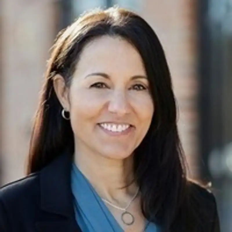 Unraveling Finance: Empowering Women's Wealth with Lisa Crosta