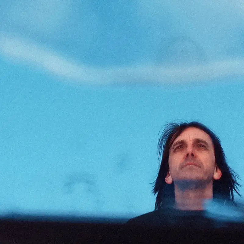 MUSIQUE - Sergio Ouellet est de retour avec Village Fantôme