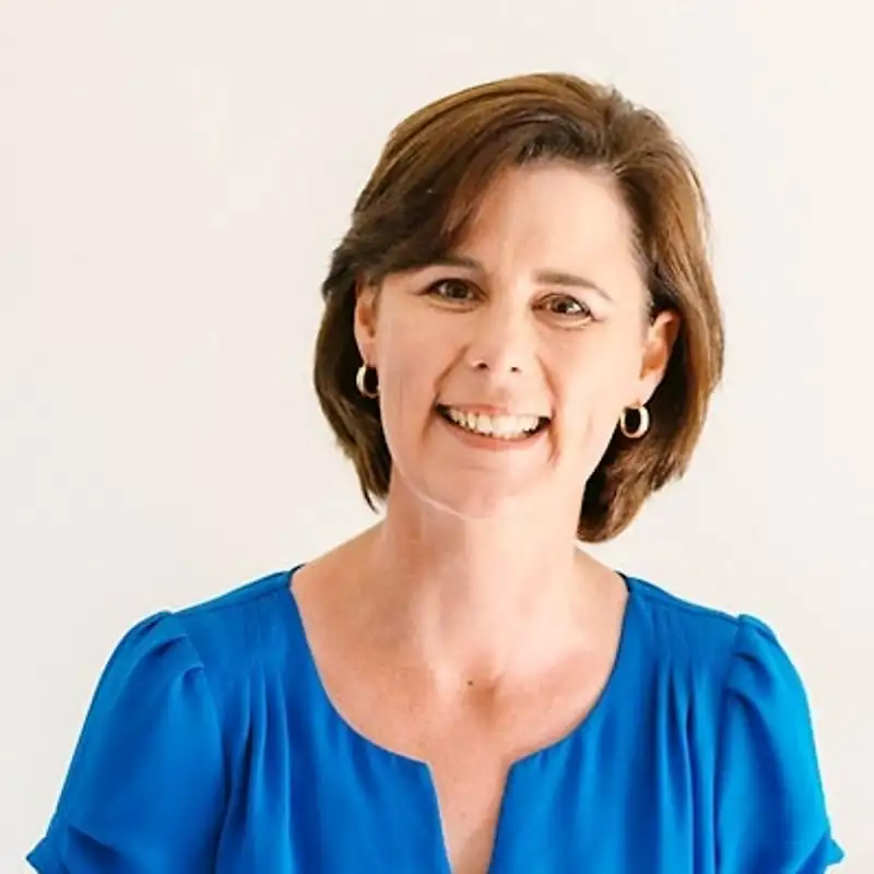 Turn Your Art into a Business with Fiona Valentine