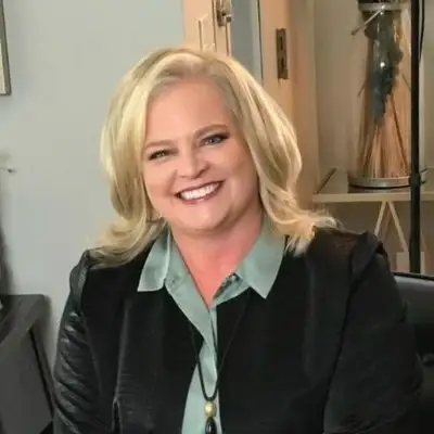 Dee Ann Turner®
