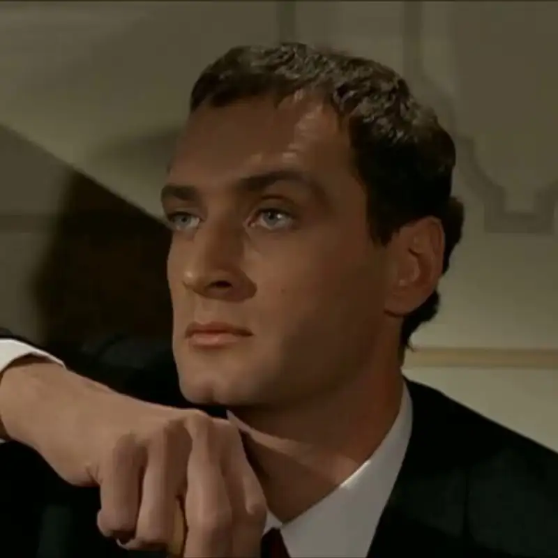 L'Aria che Tira…pillole di lirica - Vecchia zimarra - (La Boheme) - Dmitri Nabokov