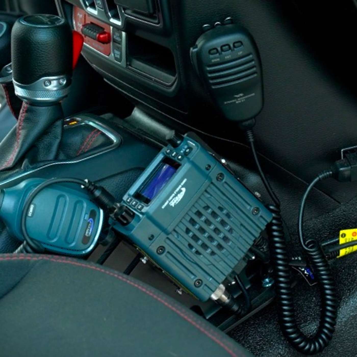 GMRS & Ham Radio Communications Tech for Off-Roading & Motorsports