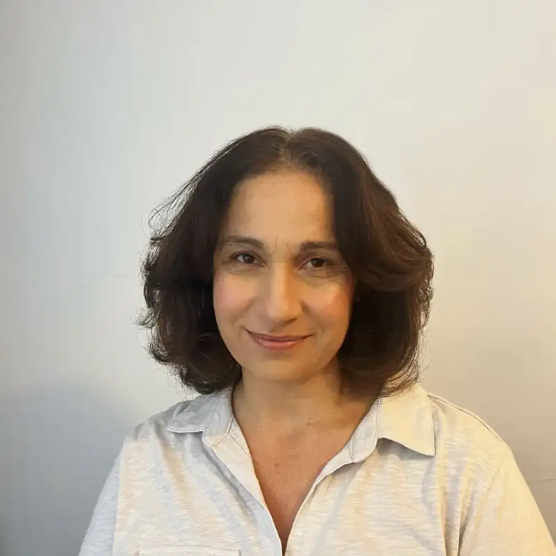 Unleash Your Bravery: Living in Courage with Sandy Stream