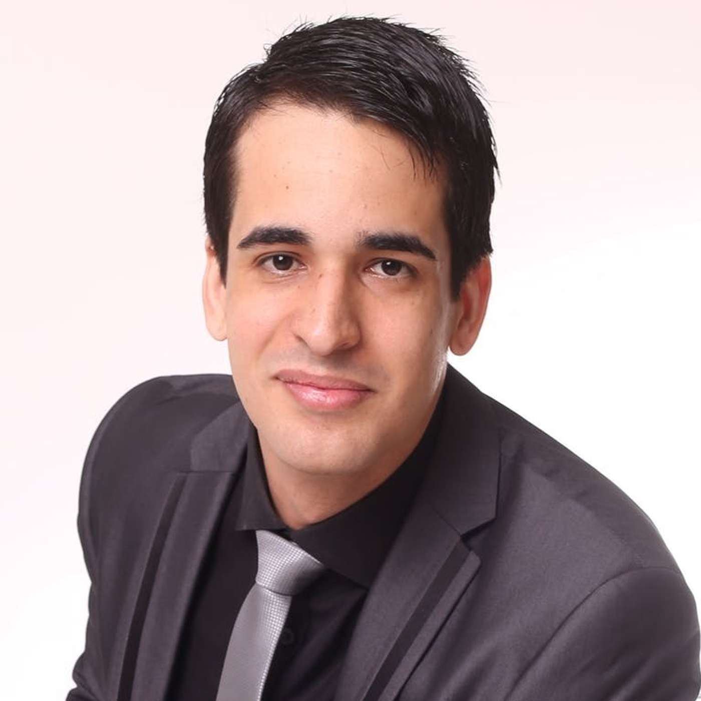 How to Break Out of Your Comfort Zone and Take Risks | Helio Vogas | 288