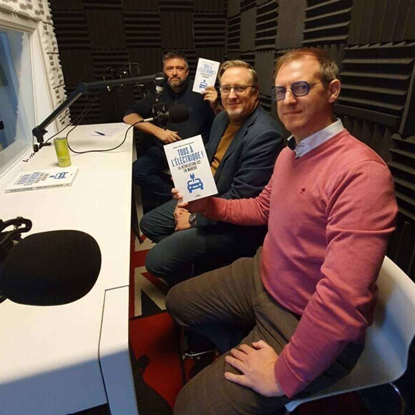 Podcast "Tous à électrique ! La révolution est en marche" avec les auteurs Stijn Blanckaert et Jochen De Smet
