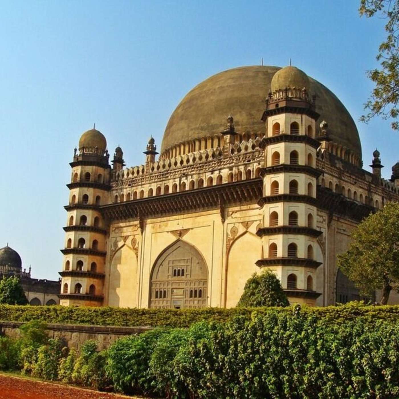 A Journey Through the Forgotten Deccan — Bidar, Gulbarga & Bijapur